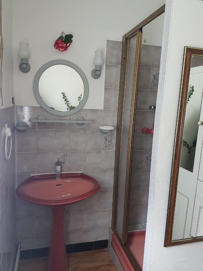 La Lisiere Appartement 2 Chambres Revin  ภายนอก รูปภาพ