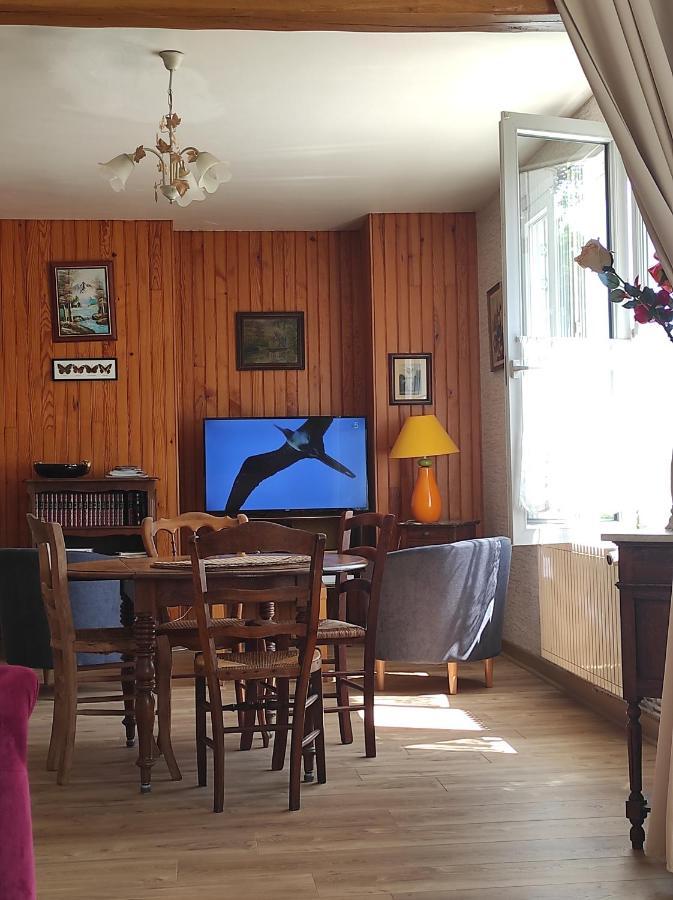 La Lisiere Appartement 2 Chambres Revin  ภายนอก รูปภาพ