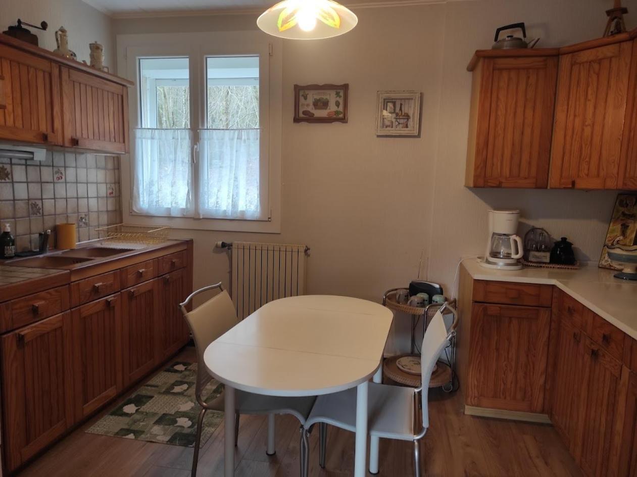La Lisiere Appartement 2 Chambres Revin  ภายนอก รูปภาพ